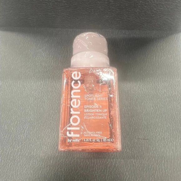Pink Brightening Toner - Picture 1 of 3